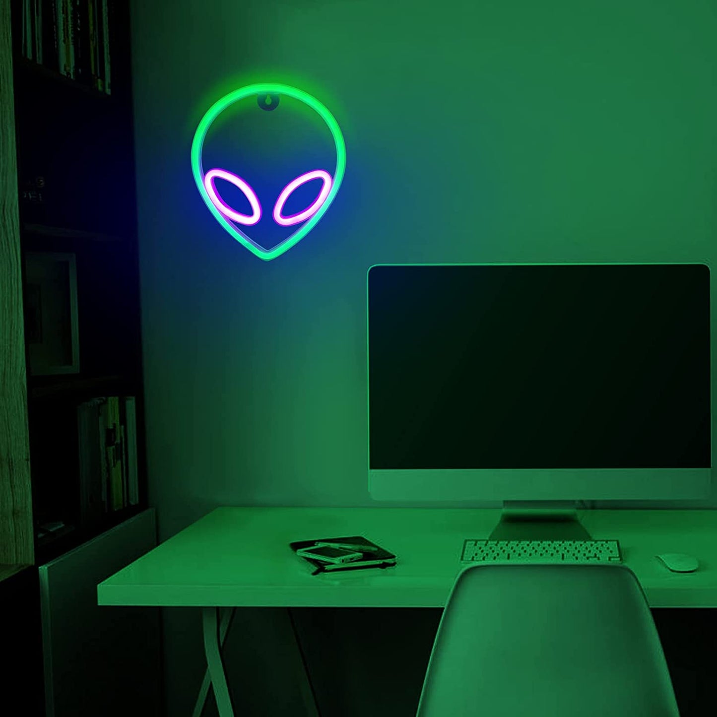 Alien Neon Sign Christmas Decoration Purple Green LED Alien Neon Light Usb/Battery Operated Cool Alien Light up Sign for Wall Decor Game Room Aesthetic Hanging Light for Man Cave Stuff, Bedroom, Bar, Party